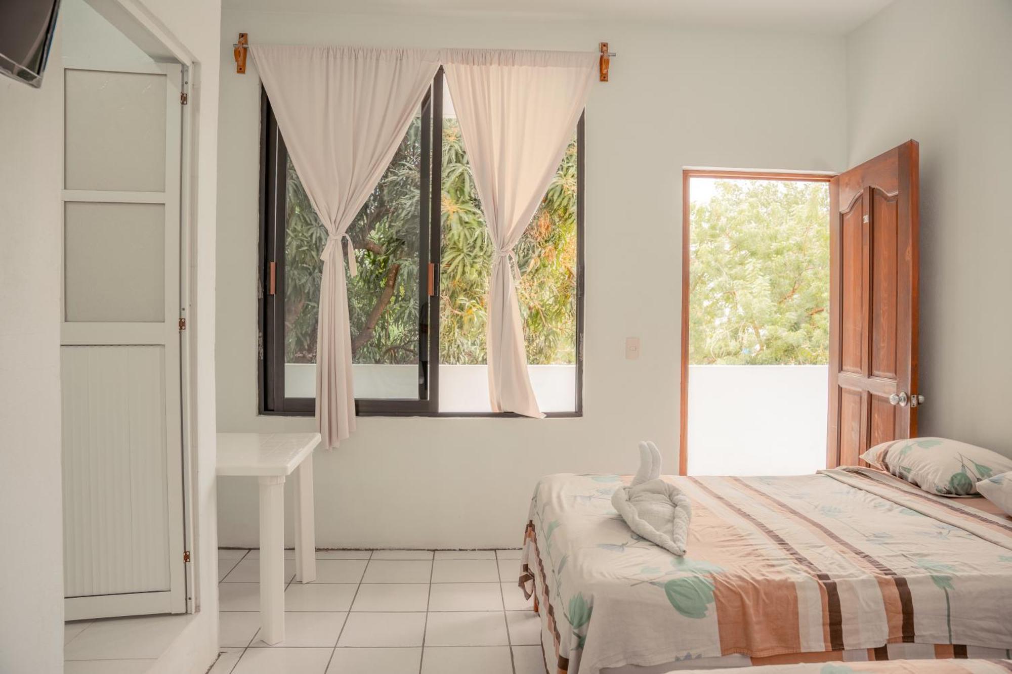 פוארטו אסקונדידו Hotel Palmarito מראה חיצוני תמונה