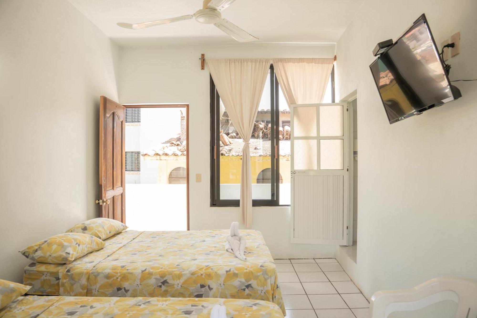 פוארטו אסקונדידו Hotel Palmarito מראה חיצוני תמונה
